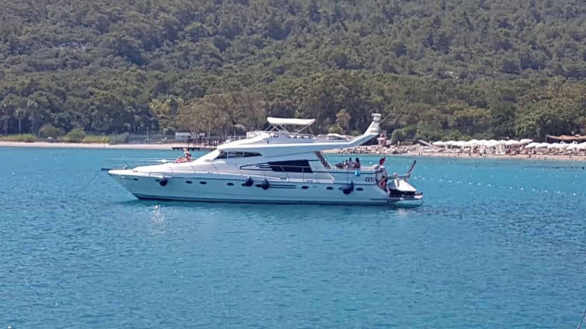 Antalya Motorjacht Cabine 4  7  slaapplaatsen 12  gasten 21 m Lijstnummer: #12597