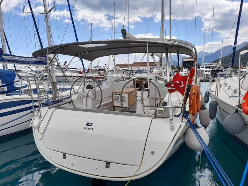 Antalya Zeilboot Cabine 3  8  slaapplaatsen 8  gasten 12.35 m Lijstnummer: #12606 2