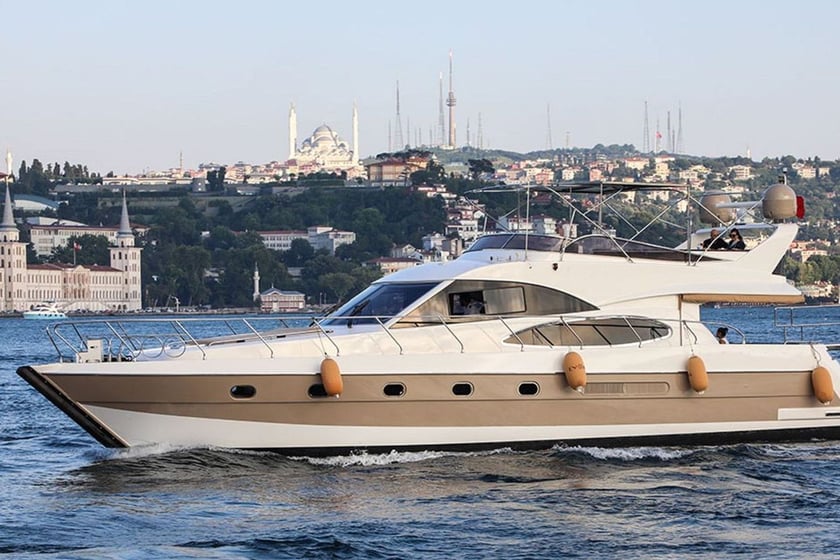 Kurucesme Yacht à moteur Cabine 1   Invités 12  20 m Numéro de l'annonce: #12682