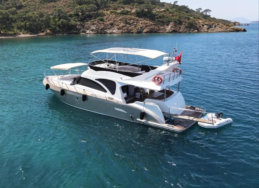 Fethiye Motor Yacht 2 cabin 4 berths 4 guests 15 m Listing Number: #12753 2