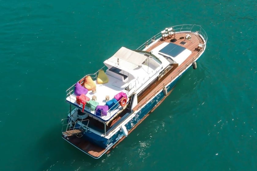 Bebek Motorjacht   10  gasten 17 m Lijstnummer: #12775 3