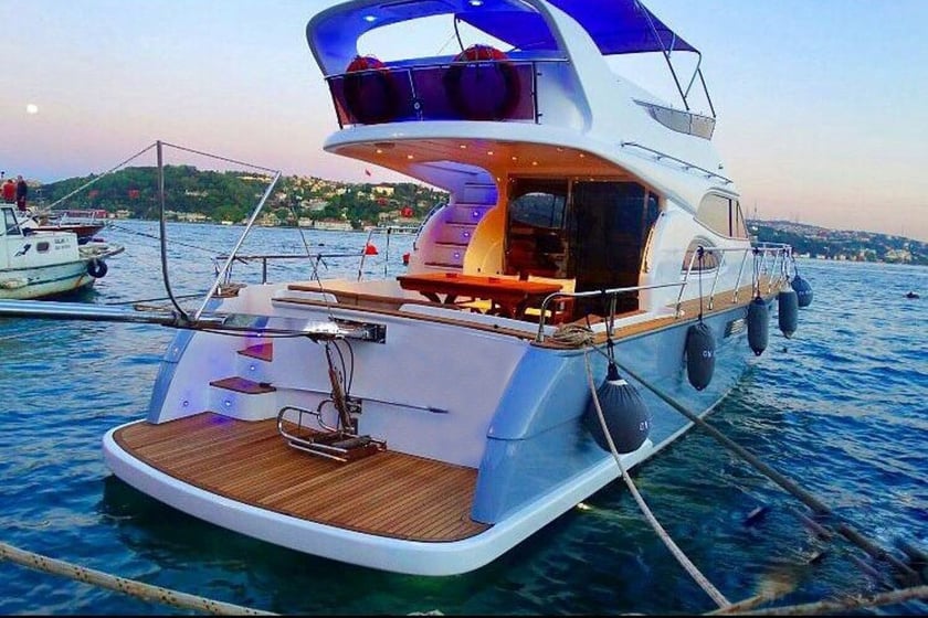 Bebek Motor Yacht   10 guests 15 m Listing Number: #12787 5
