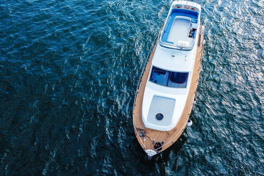 Bebek Motor Yacht   10 guests 15 m Listing Number: #12787 4