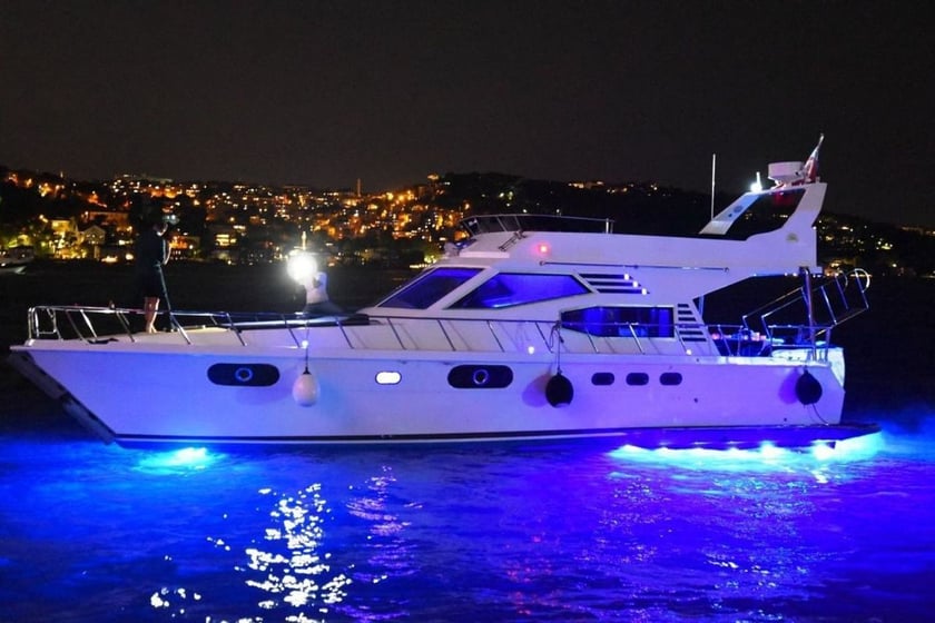 Kurucesme Yacht à moteur   Invités 10  15.5 m Numéro de l'annonce: #12867 3