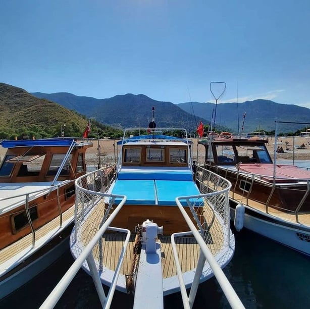 Adrasan Gulet   12 guests 11.3 m Listing Number: #12876 2