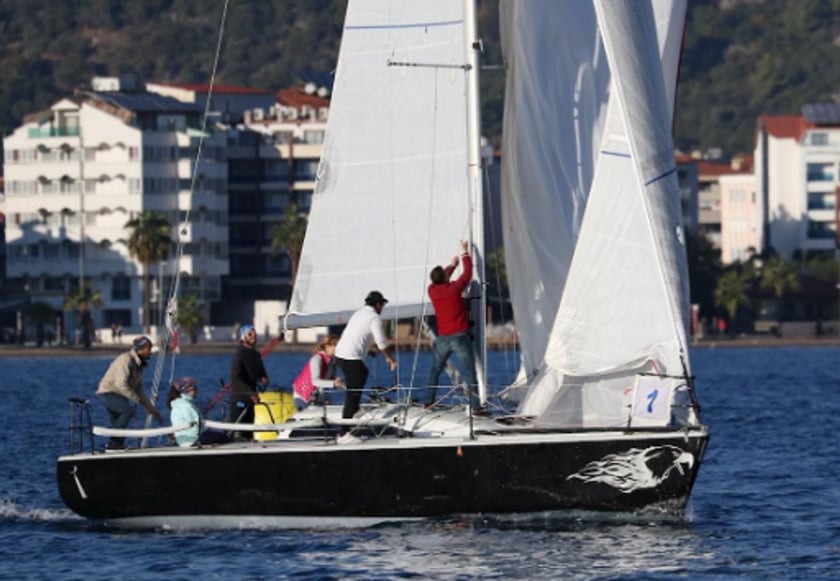 Marmaris Sailboat 1 cabin 2 berths 2 guests 30 ft Listing Number: #12892