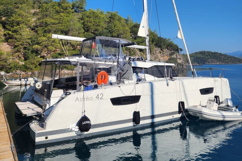 Marmaris Catamarano cabina 3  cuccette 6  12  ospiti 12.58 m Numero dell'inserzione: #12917 2