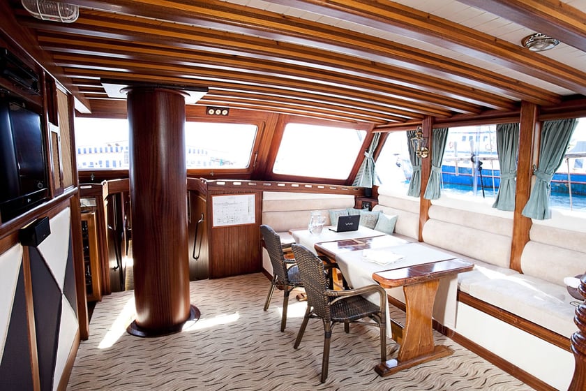 Marmaris Goleta Cabina 6  12  literas 12  invitados 30 m Número de anuncio: #12936 3