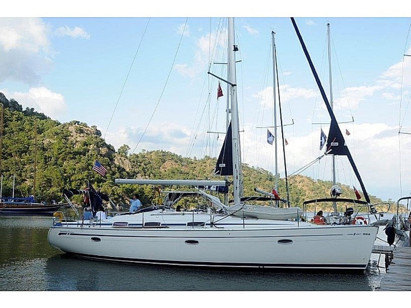 Sami Zeilboot Cabine 3  6  slaapplaatsen 6  gasten 12.99 m Lijstnummer: #13009