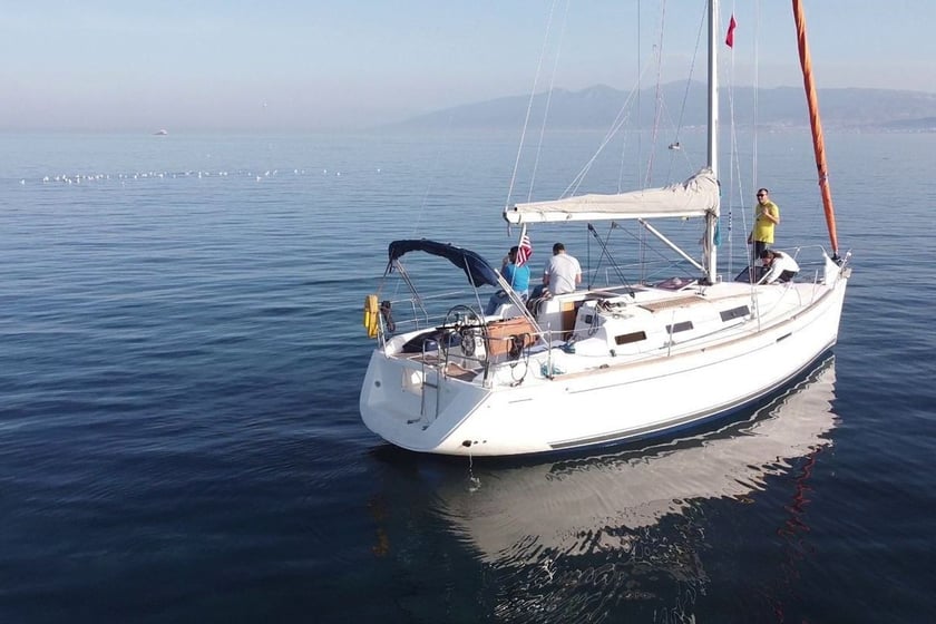 Izmir Sailboat 2 cabin  6 guests 10 m Listing Number: #13060