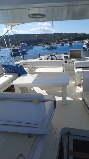 Izmir Yacht à moteur   Invités 12  55 ft Numéro de l'annonce: #13084 5