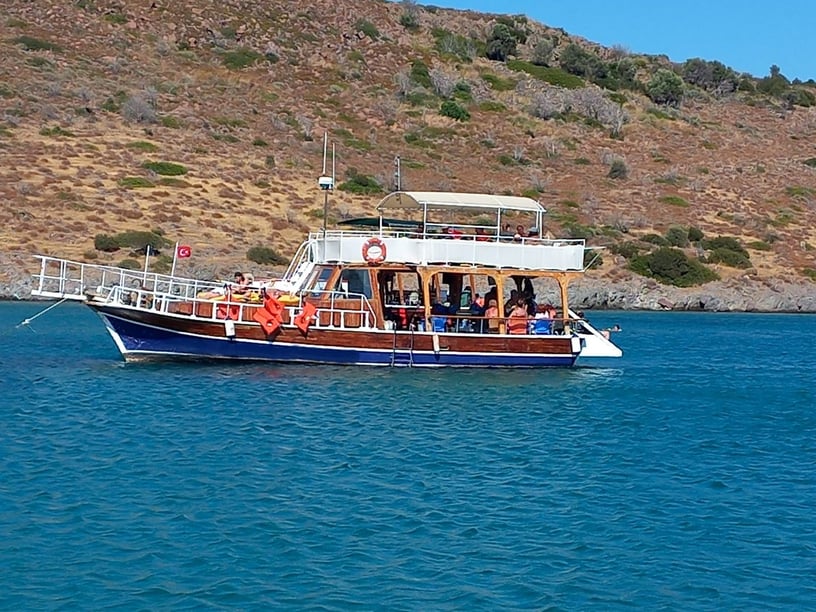 Izmir Gulet   12 guests 14.4 m Listing Number: #13130