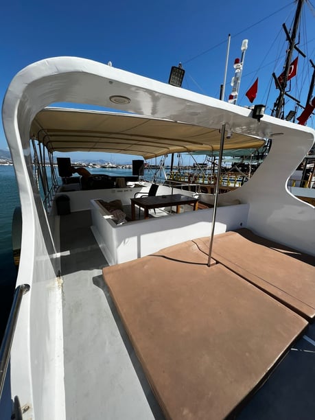 Antalya Yate a motor   35  invitados 18.9 m Número de anuncio: #13144 4