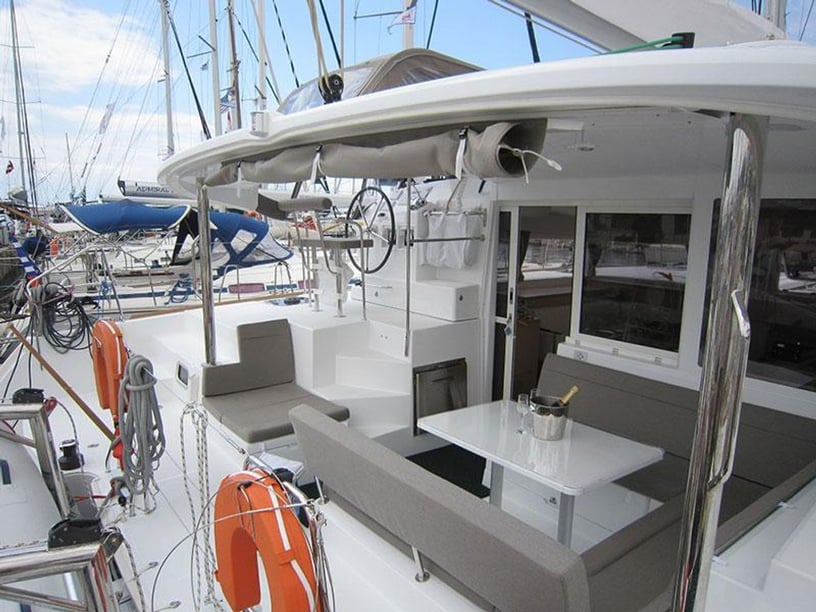 Bodrum Catamarano cabina 4  cuccette 8  8  ospiti 11.97 m Numero dell'inserzione: #13180 3