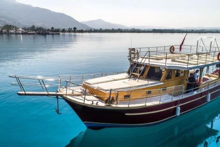 Datca Gulet 2 cabin 4 berths 4 guests 13.5 m Listing Number: #13191 2