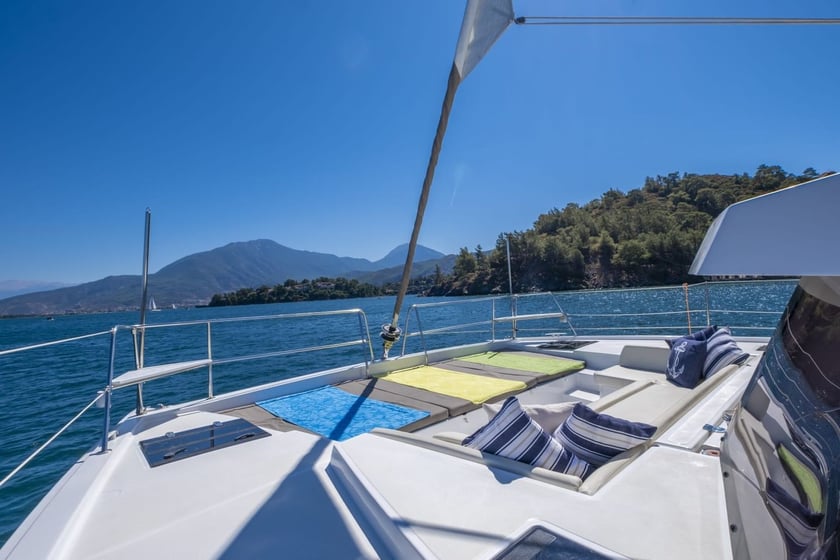 Fethiye Catamaran Cabine 4  Couchettes 8  Invités 8  12.75 m Numéro de l'annonce: #13248 5