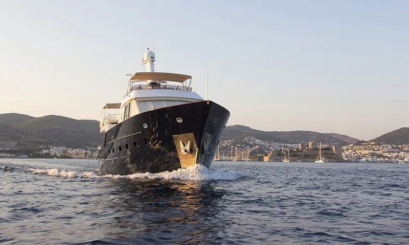 Fethiye Lancha motora Cabina 4  8  literas 9  invitados 23.6 m Número de anuncio: #13295 3