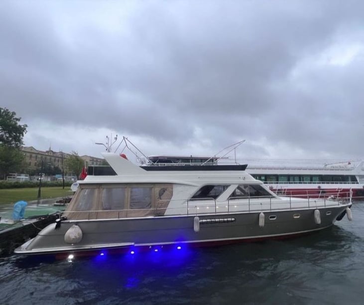 Unkapani Motoryacht   12 Gäste 17.5 m Nummer des Inserats: #13318