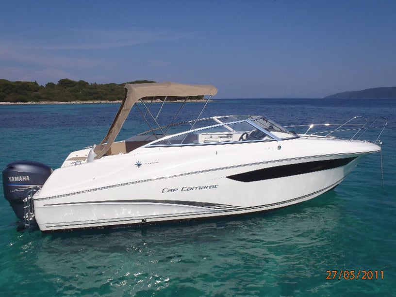 Sitges - Barcelona Motorboat 1 cabin 1 berths 1 guests 7.35 m Listing Number: #301