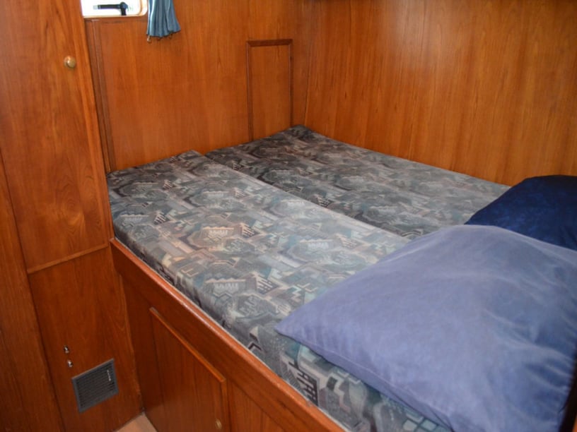 Drachten Motorboot Cabine 5  12  slaapplaatsen 12  gasten 14.95 m Lijstnummer: #6179 4