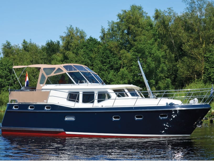 Brandebourg-sur-Havel Bateau à moteur Cabine 3  Couchettes 6  Invités 6  11.5 m Numéro de l'annonce: #6182