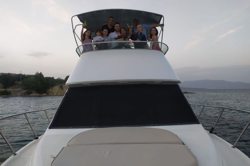 Cesme Motoryacht 2 Kabine 4 Liegeplätze 4 Gäste 12 m Nummer des Inserats: #8268 4