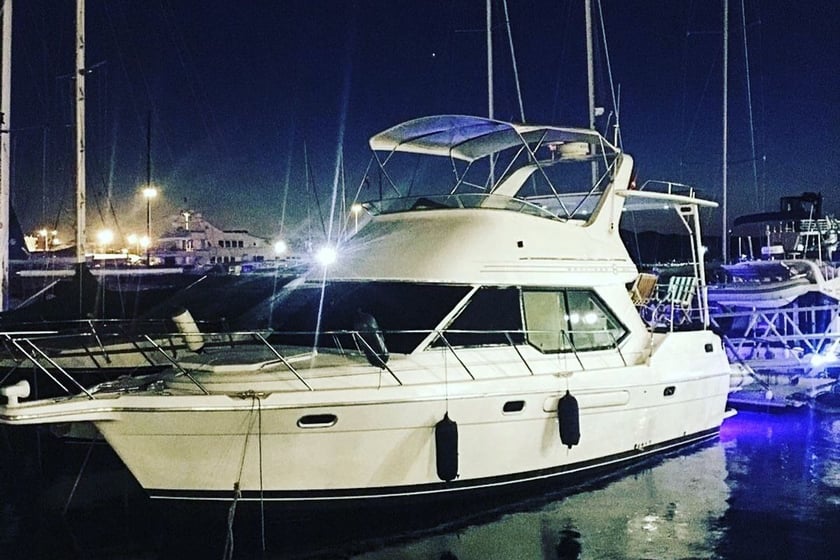 Cesme Motoryacht 2 Kabine 4 Liegeplätze 4 Gäste 12 m Nummer des Inserats: #8268