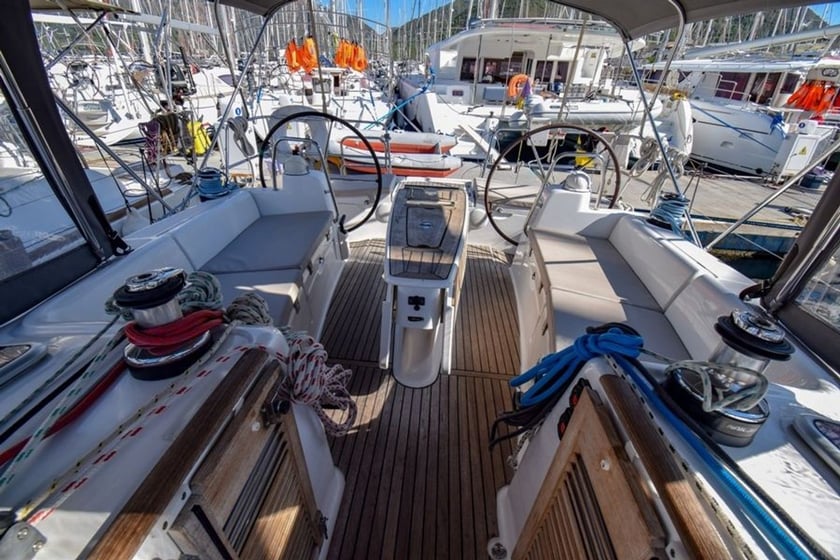 Marmaris Velero Cabina 3  8  literas 8  invitados 12.17 m Número de anuncio: #8504 5