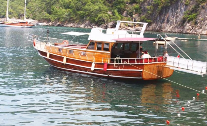 Fethiye Gulet 3 kabin Konaklama 6 kişi Seyir 12 kişi 16 m İlan No: #8678 2