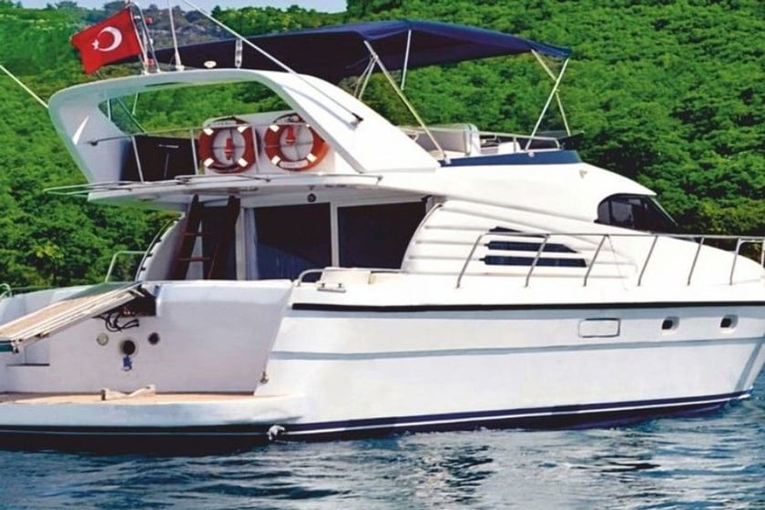 Kemer Yacht a motore cabina 2  cuccette 4  4  ospiti 16 m Numero dell'inserzione: #8740 2