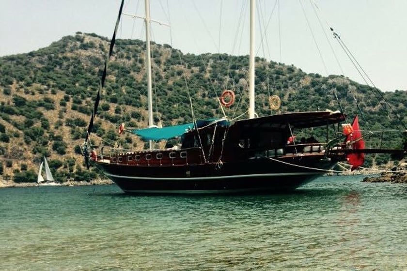 Gocek Gulet Cabine 4  Couchettes 8  Invités 8  21 m Numéro de l'annonce: #8777 2