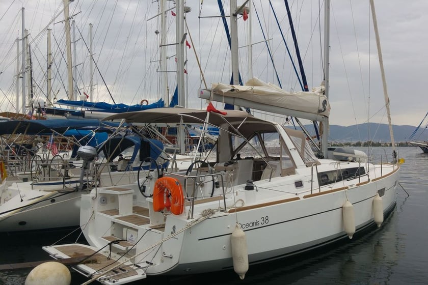 Fethiye Sailboat 3 cabin 6 berths 6 guests 11.51 m Listing Number: #8940