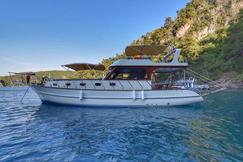 Fethiye Gulet 2 cabin 4 berths 4 guests 15 m Listing Number: #8990 3