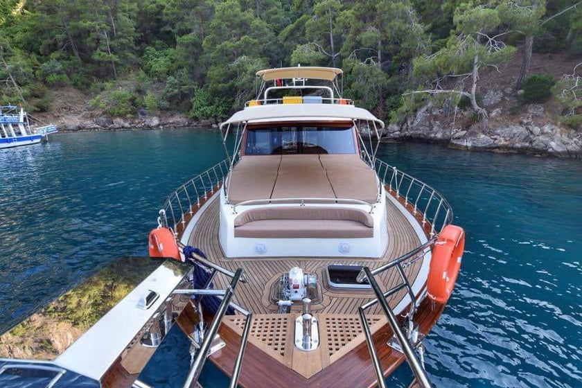 Fethiye Gulet 2 cabin 4 berths 4 guests 15 m Listing Number: #8990 4