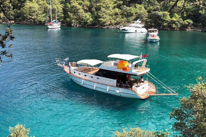 Fethiye Gulet 2 cabin 4 berths 4 guests 15 m Listing Number: #8990