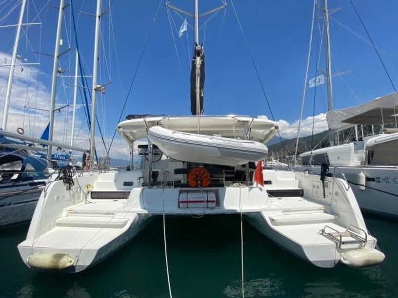 Fethiye Catamaran Cabine 4  Couchettes 8  Invités 8  12.8 m Numéro de l'annonce: #9088 4