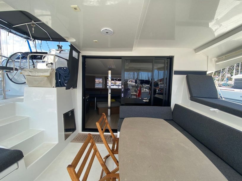 Fethiye Catamarán Cabina 4  9  literas 9  invitados 12.8 m Número de anuncio: #9088 5