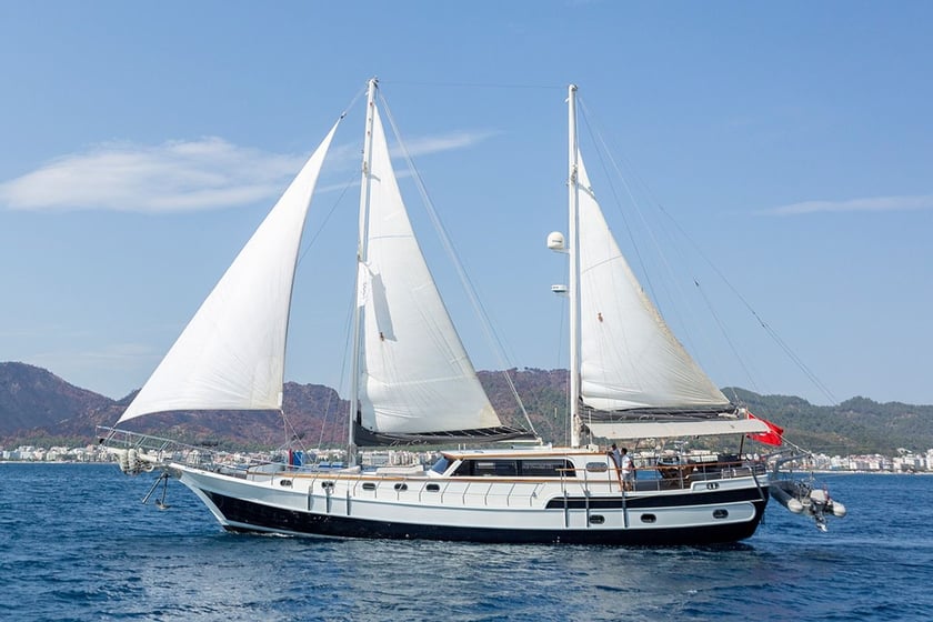 Marmaris Gulet 4 cabin 8 berths 8 guests 24 m Listing Number: #9144 2