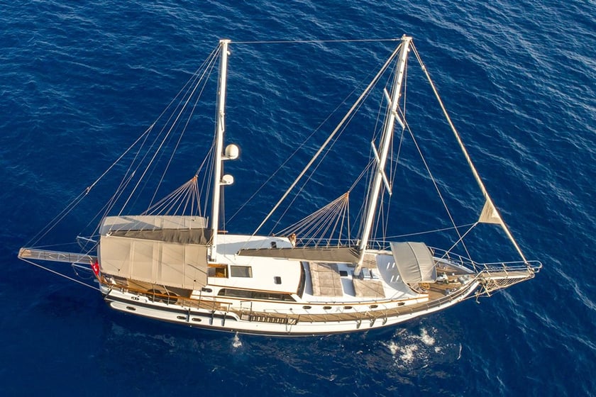 Marmaris Gulet 4 cabin 8 berths 8 guests 24 m Listing Number: #9144 5