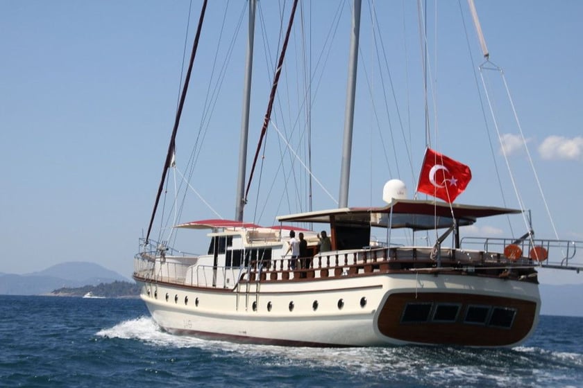 Fethiye Gulet Cabine 6  12  slaapplaatsen 12  gasten 30 m Lijstnummer: #9151 5