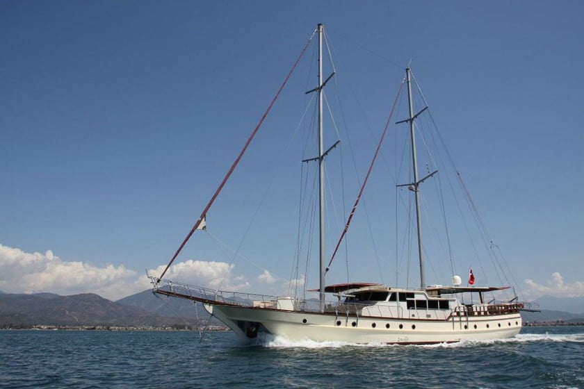 Fethiye Gulet Cabine 6  12  slaapplaatsen 12  gasten 30 m Lijstnummer: #9151