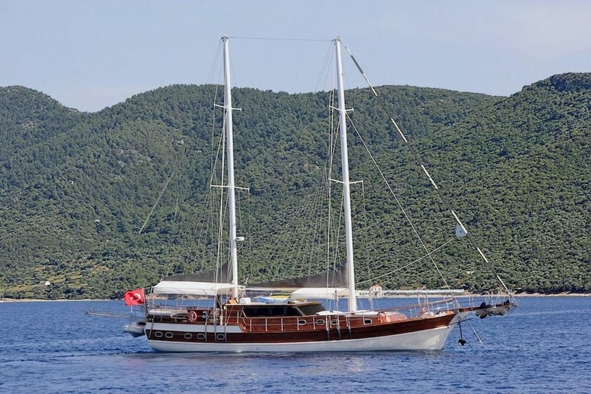 Selimiye Gulet 4 cabin 8 berths 8 guests 24 m Listing Number: #9202