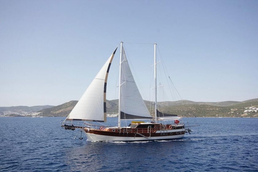 Selimiye Gulet 4 cabin 8 berths 8 guests 24 m Listing Number: #9202 2