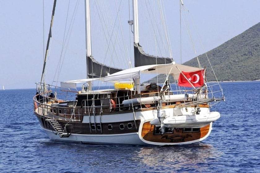 Selimiye Gulet 4 cabin 8 berths 8 guests 24 m Listing Number: #9202 4