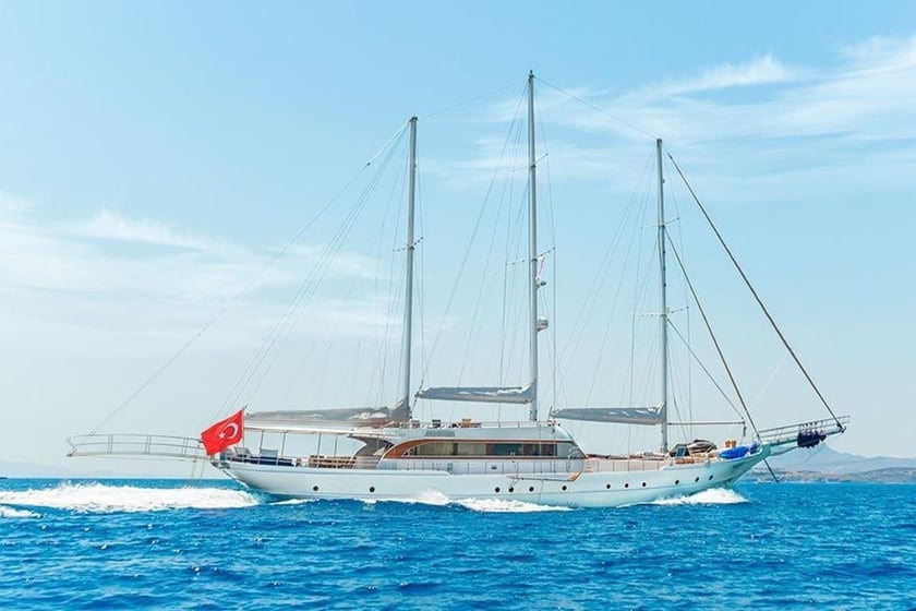 Marmaris Gulet 6 cabin 12 berths 12 guests 38 m Listing Number: #9275 2