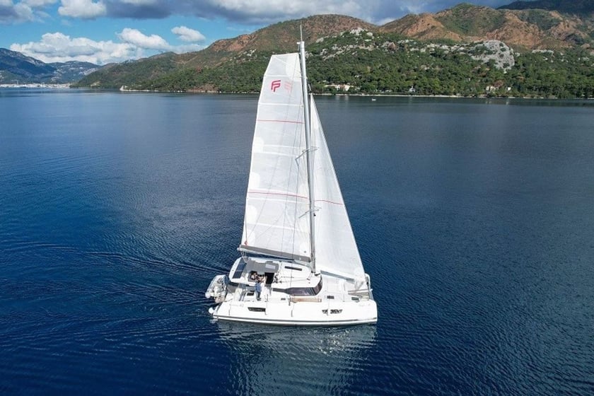 Marmaris Catamarano cabina 4  cuccette 8  9  ospiti 12.58 m Numero dell'inserzione: #9282 3