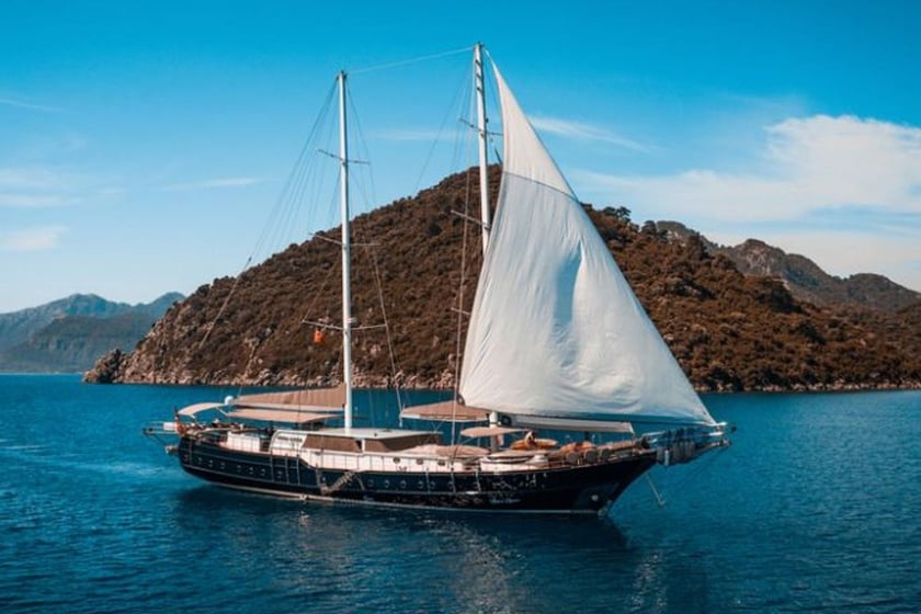 Marmaris Gulet 10 cabin 20 berths 20 guests 40 m Listing Number: #9283