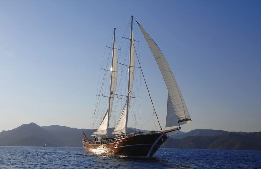 Marmaris Gulet 6 cabin 12 berths 12 guests 43 m Listing Number: #9308 3