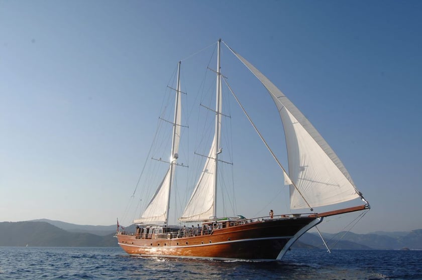 Marmaris Gulet 6 cabin 12 berths 12 guests 43 m Listing Number: #9308