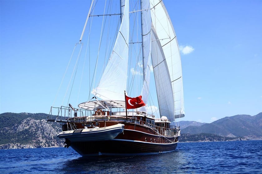 Marmaris Gulet 6 cabin 12 berths 12 guests 31 m Listing Number: #9310 4